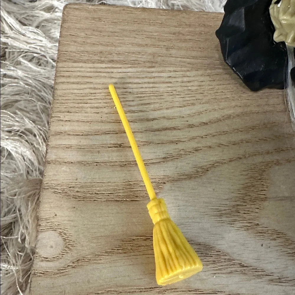 Vintage Witch Wilton 1979 5